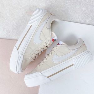 Nike Court legacy lift pearl white phantom